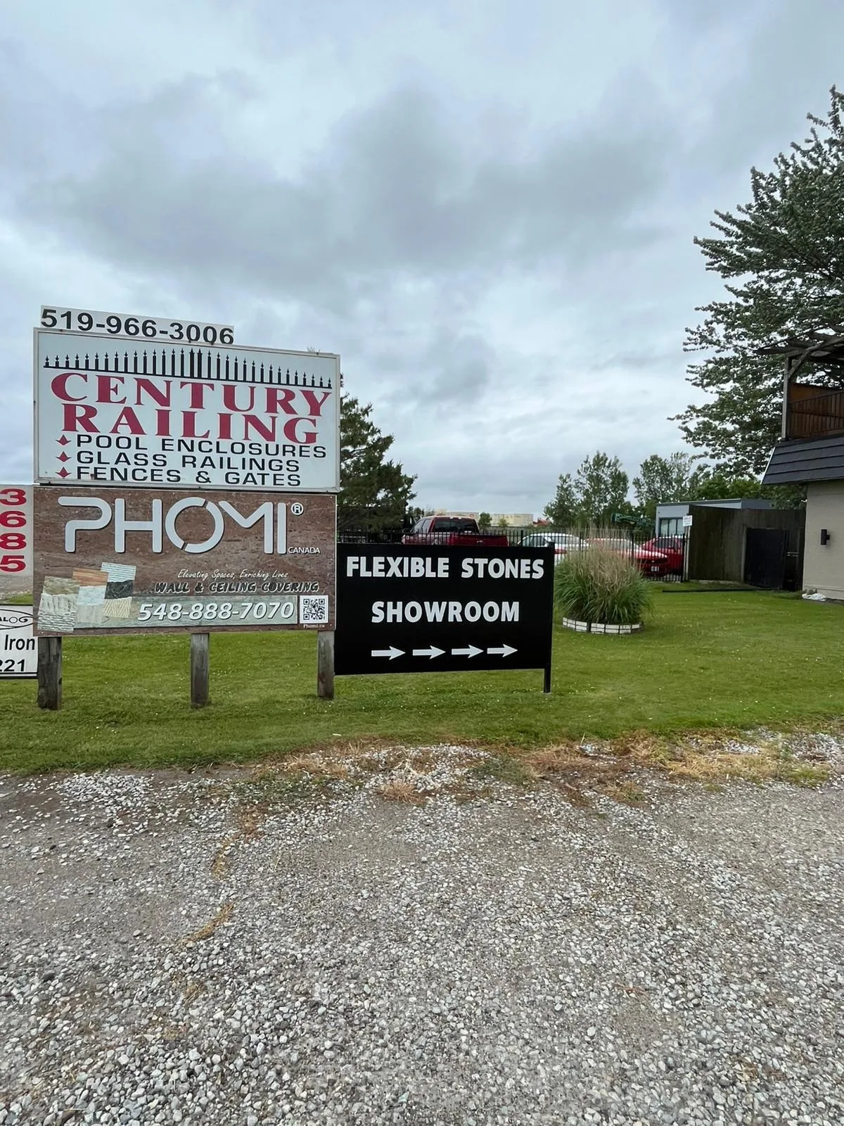 Phomi Gallery Photo45